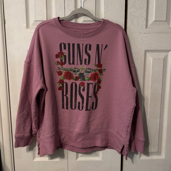 Guns N' Roses Pink Crew Neck Graphic Sweatshirt - Size Large - Picture 1 of 3